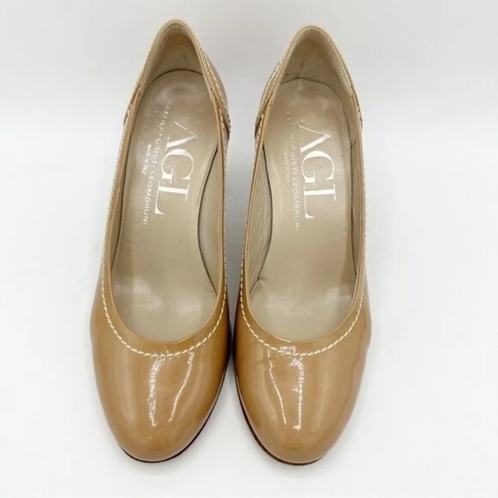 AGL Tan Nude Patent Leather Flex‎ Heels w/Cream Topstitching Sz 37 EU/6.5-7 US